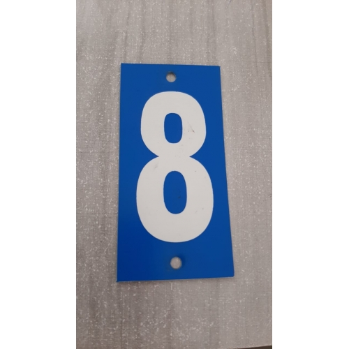 NUMERO 8 DE PVC AZUL 9CMX10CM