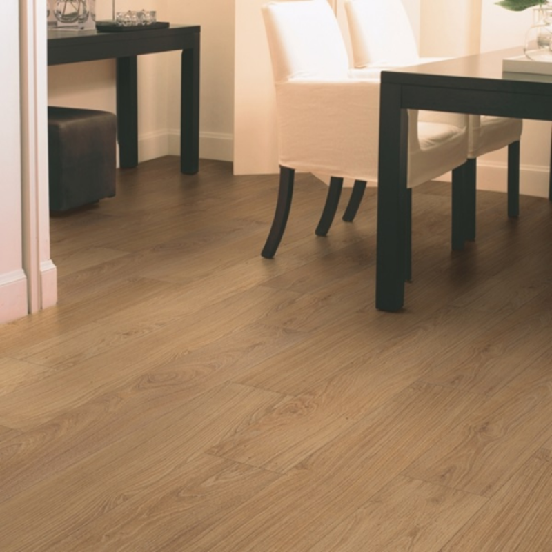 PISO LAMINADO QUICK-STEP SMART CARVALHO NATURAL ENVERNIZADO M² (CLICADO)