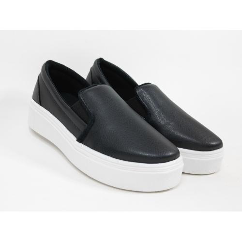 SLIP ON  CASUAL