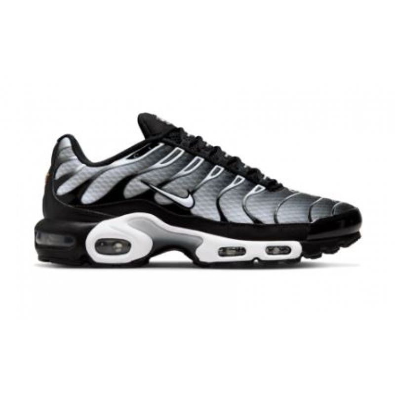 NIKE TN PRETO