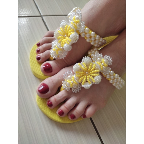 CHINELO TRANSFORMADO RASTEIRA AMARELO C BRANCO