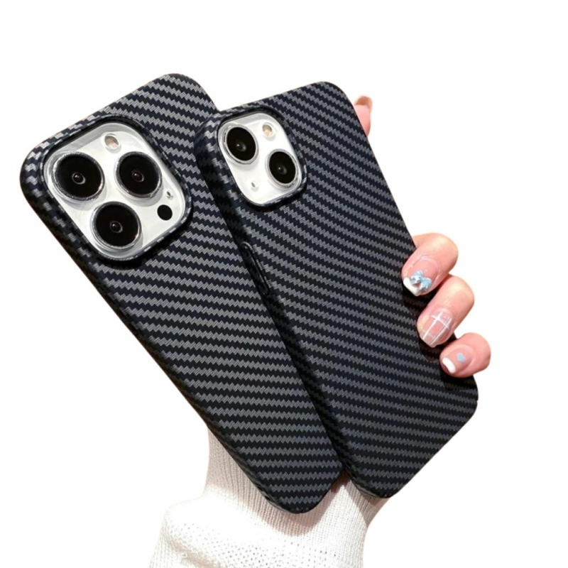 CAPINHA CASE FIBRA DE CARBONO IPHONE 12/12 PRO