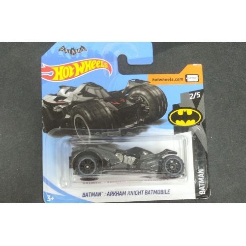 HOT WHEELS BATMAN ARKHAM KNIGHT BATMOBILE 2/5 PRETO 2017 EMBALAGEM PEQUENA