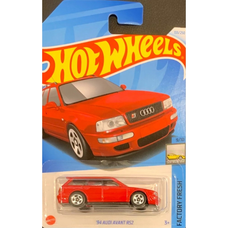 HOT WHEELS - ´94 AUDI AVANT RS2 2021 VERMELHO COM EMBALAGEM NORMAL