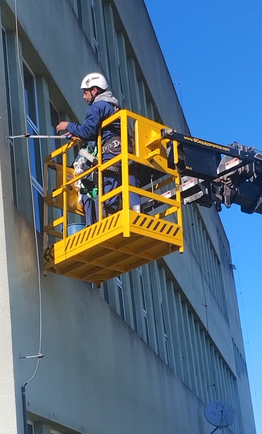 Experiência Profissional